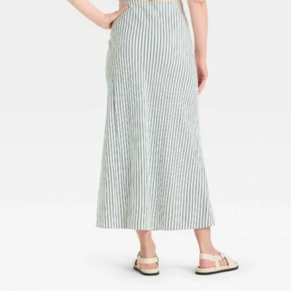 A New Day Navy Blue and White Striped Linen Rayon Midi Maxi Skirt NWT 2X - Picture 2 of 3